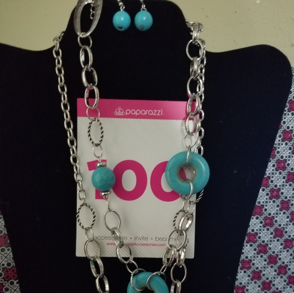 Paparazzi Jewelry each set $5.00